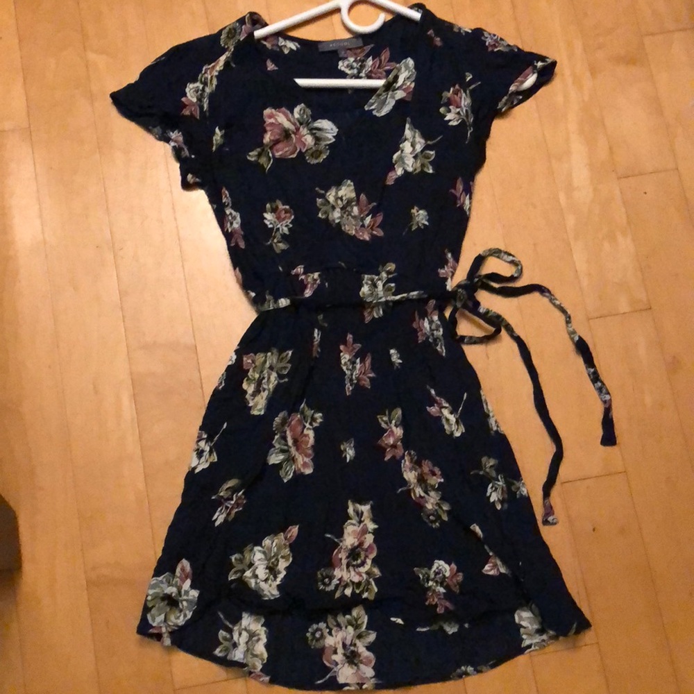 Dark blue short sleeve summery dress